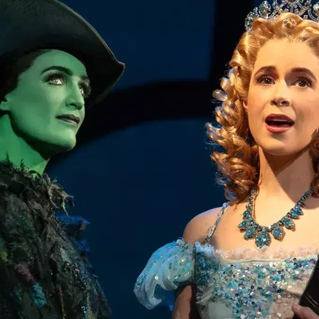 The cast of "Wicked" at 贝博体彩app's Orpheum Theater